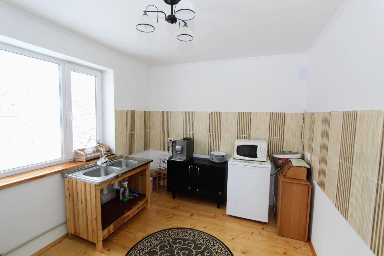 Appartement Багрівчанка à Yaremtche Extérieur photo