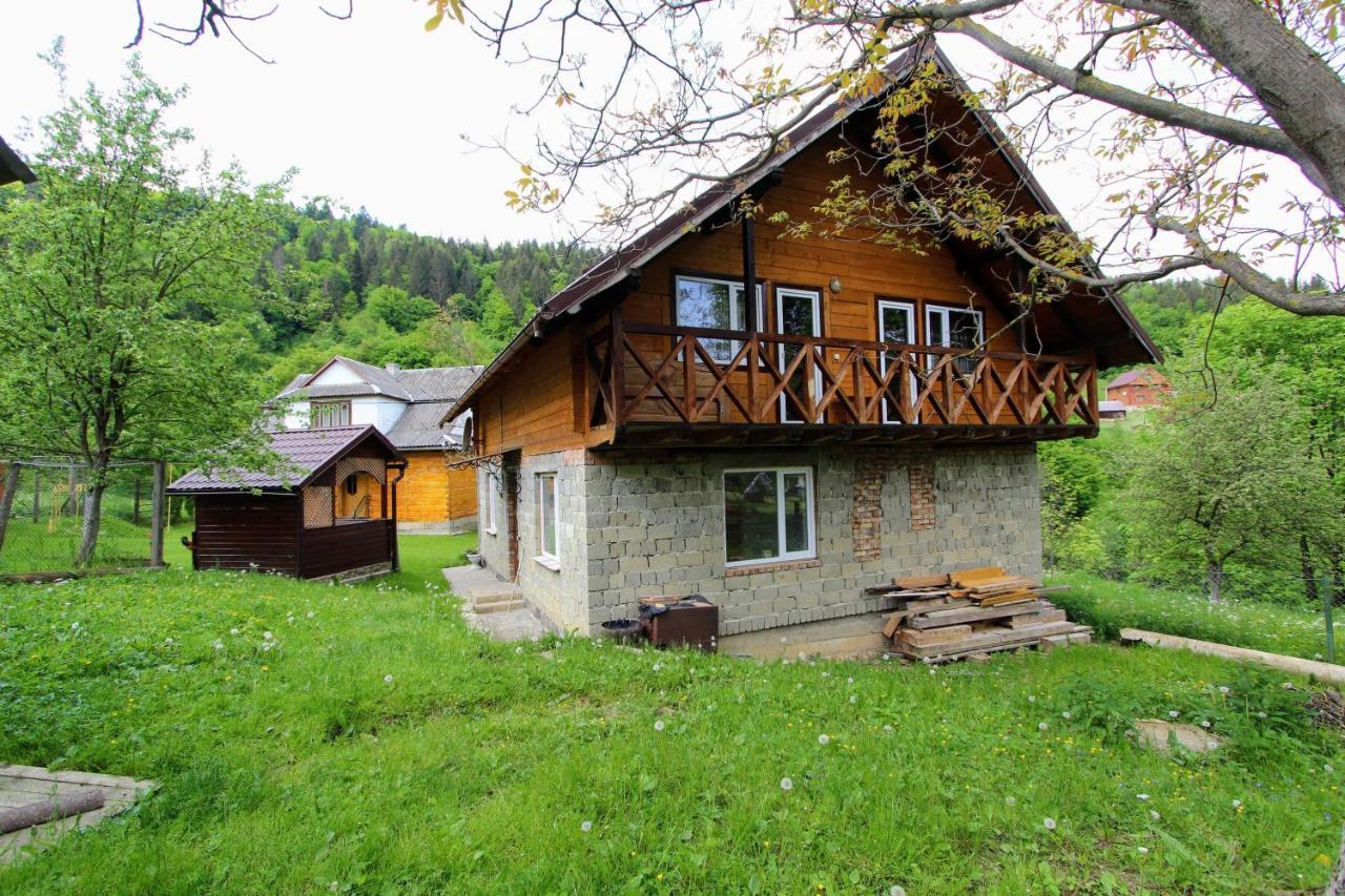 Appartement Багрівчанка à Yaremtche Extérieur photo